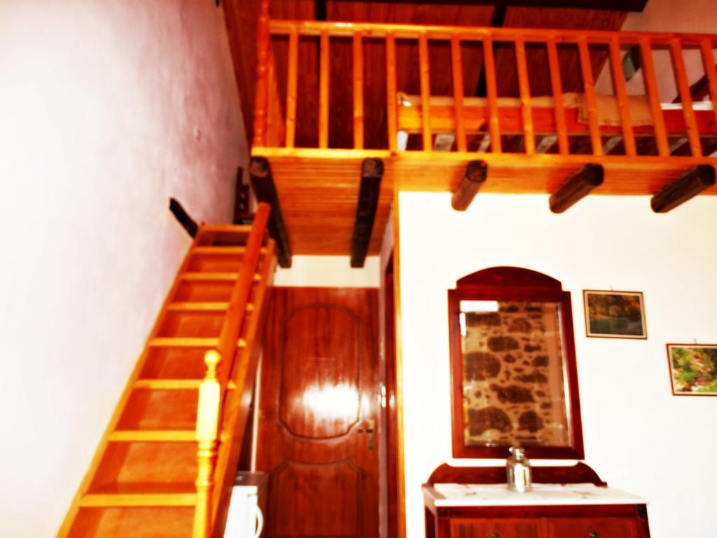 Akrotainaritis Yerolimin Oda fotoğraf